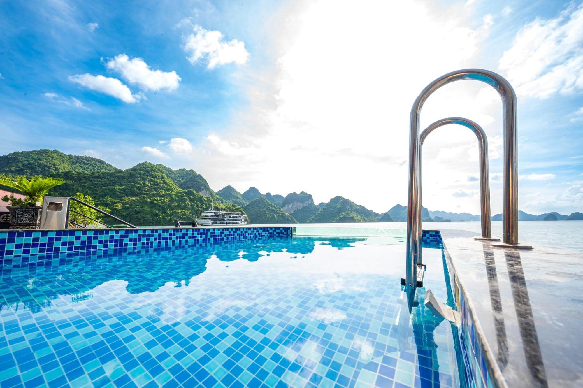 Velar Of The Sea Hotel Ha Long Eksteriør billede
