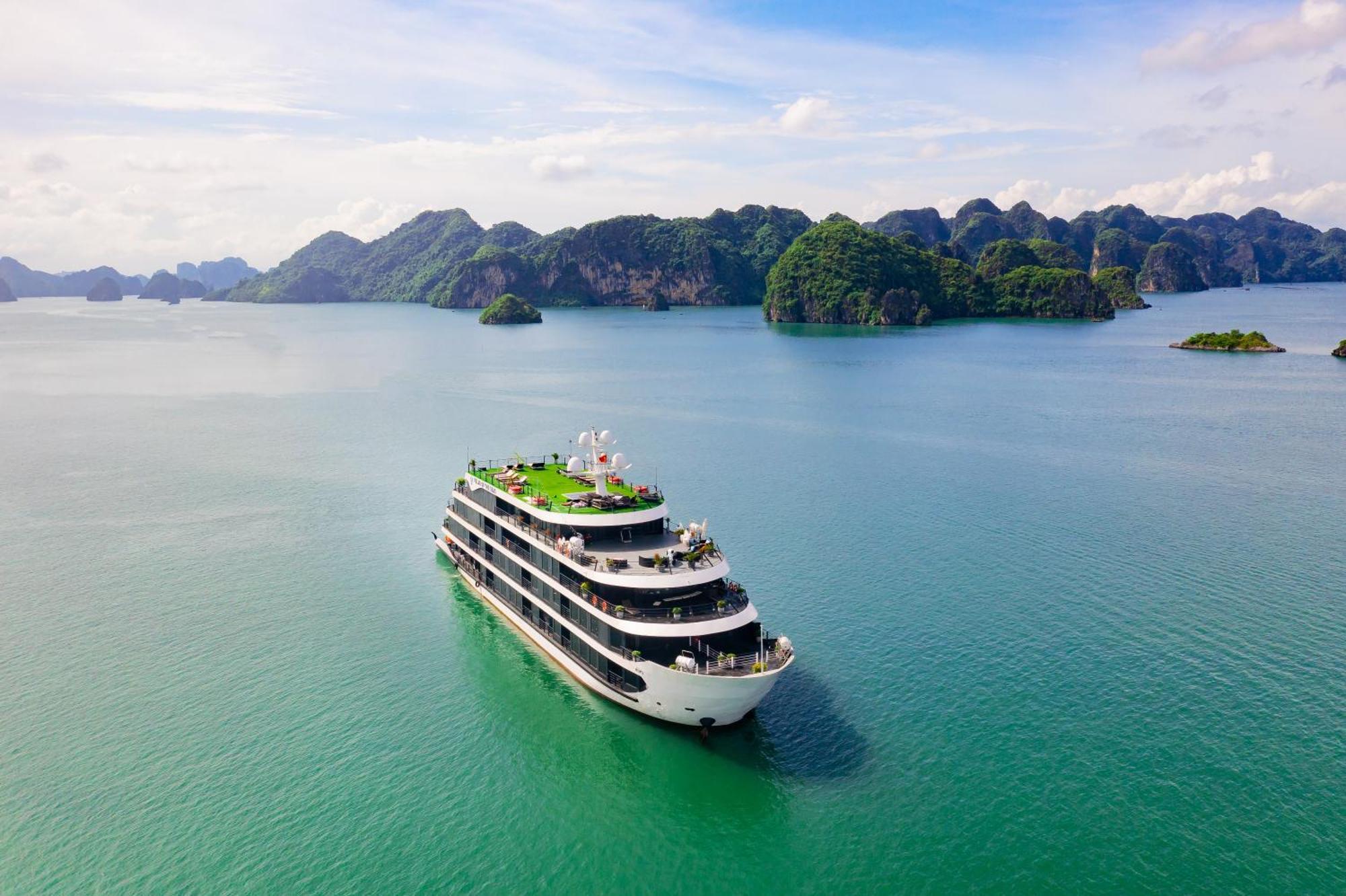 Velar Of The Sea Hotel Ha Long Eksteriør billede