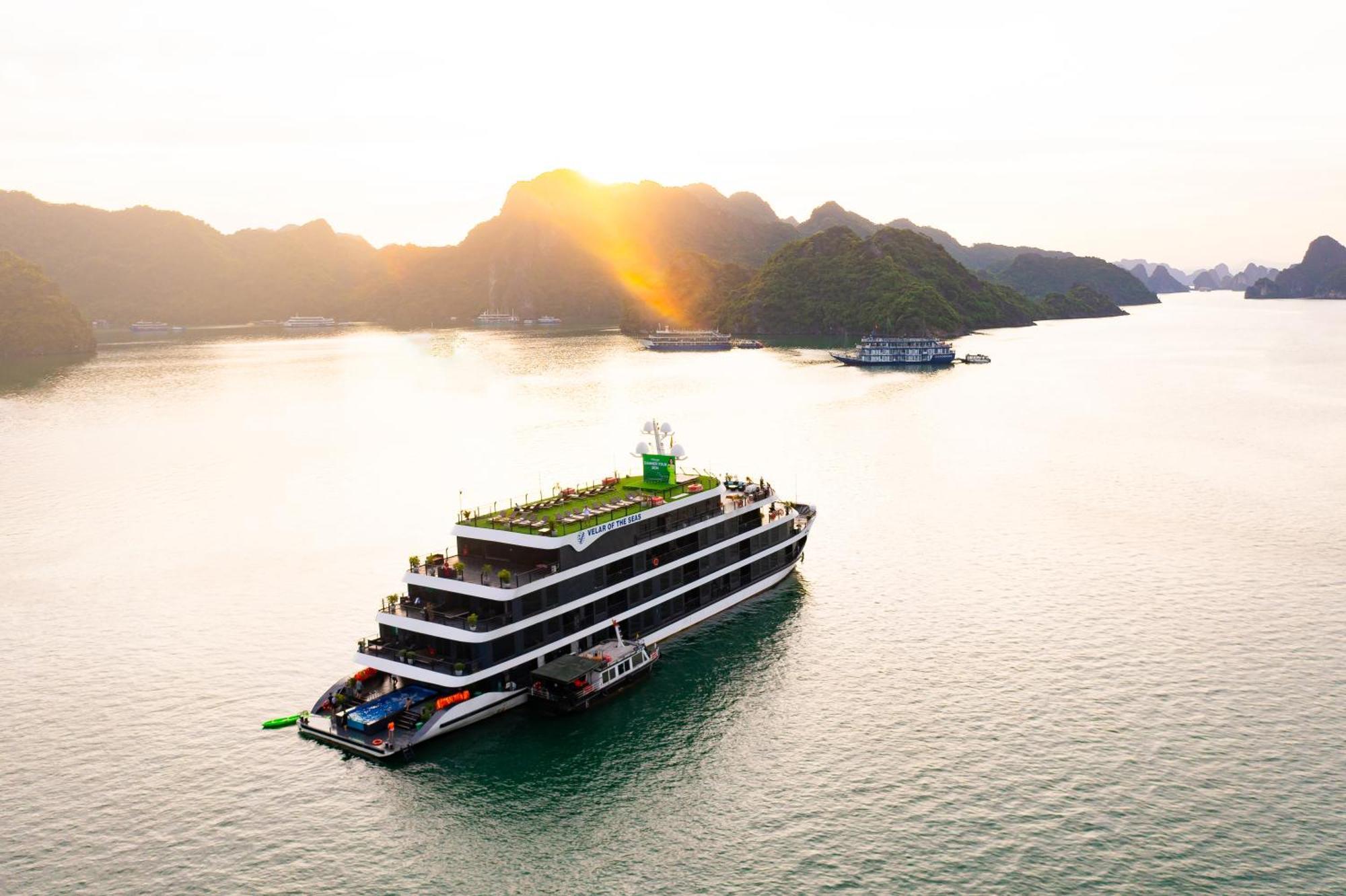 Velar Of The Sea Hotel Ha Long Eksteriør billede