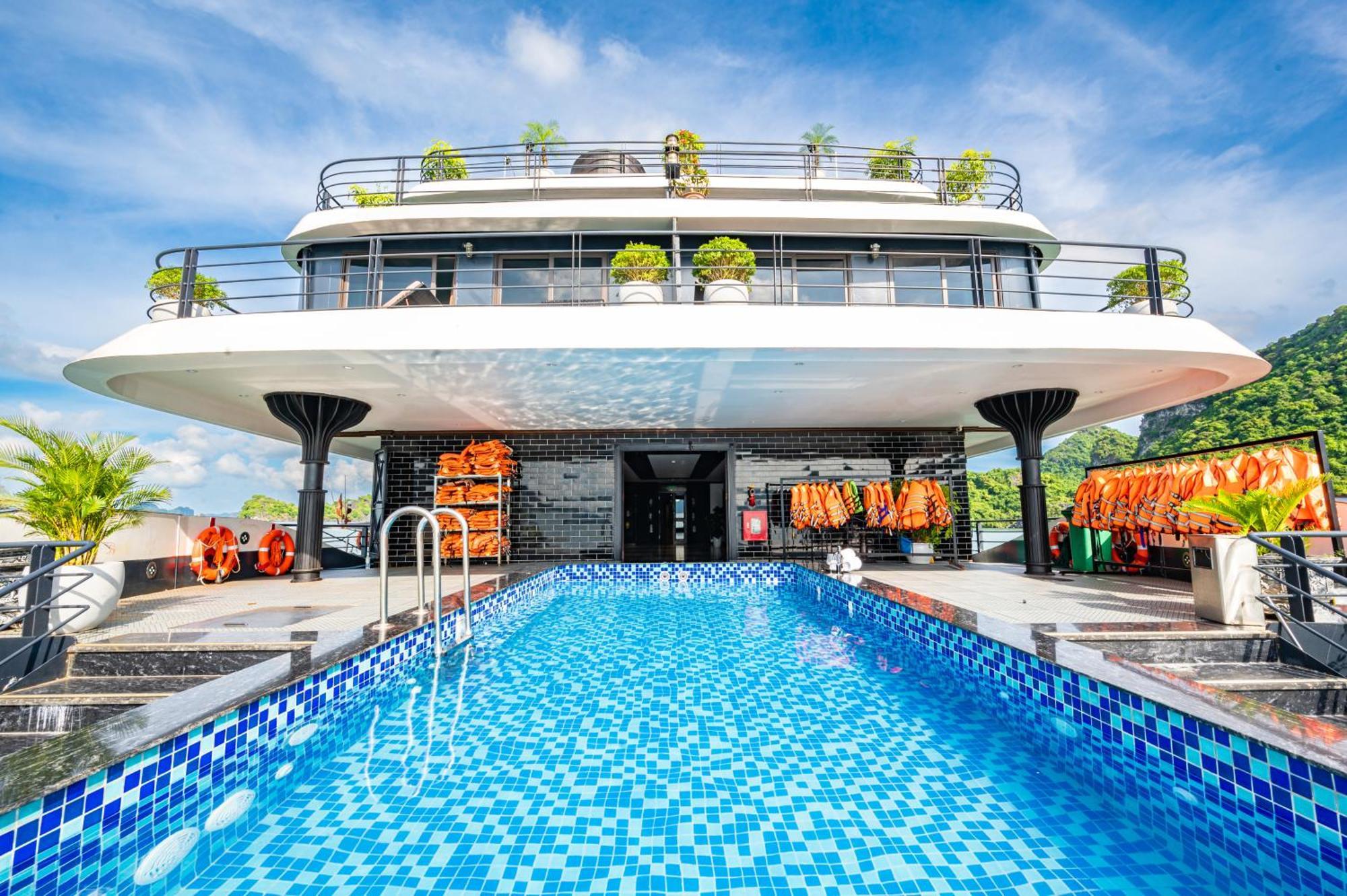 Velar Of The Sea Hotel Ha Long Eksteriør billede